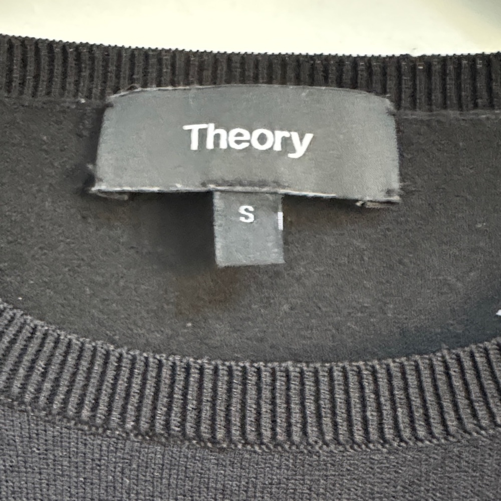 Theory Black Sleeveless Crewneck Tank - Picture 3 of 7